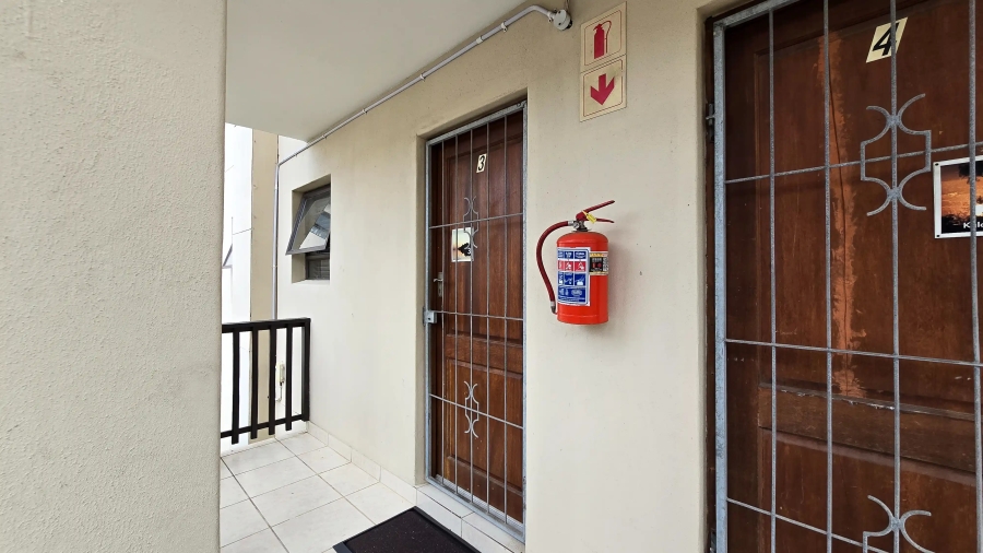 2 Bedroom Property for Sale in Nahoon Valley Park Eastern Cape